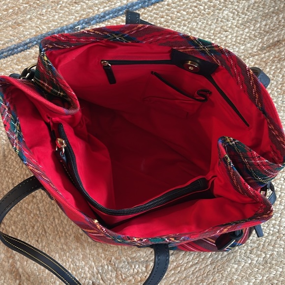Dooney & Bourke Tartan Collection Red Plaid Large Gwenny Tote / Shoulder Bag - Picture 3 of 6